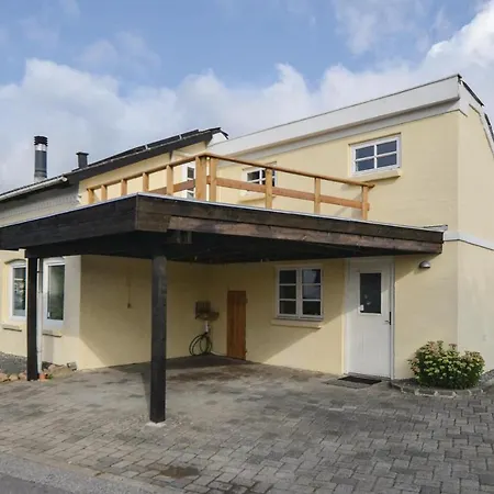 Two-bedroom Holiday In Гростен