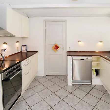 Two-bedroom Holiday In * Гростен